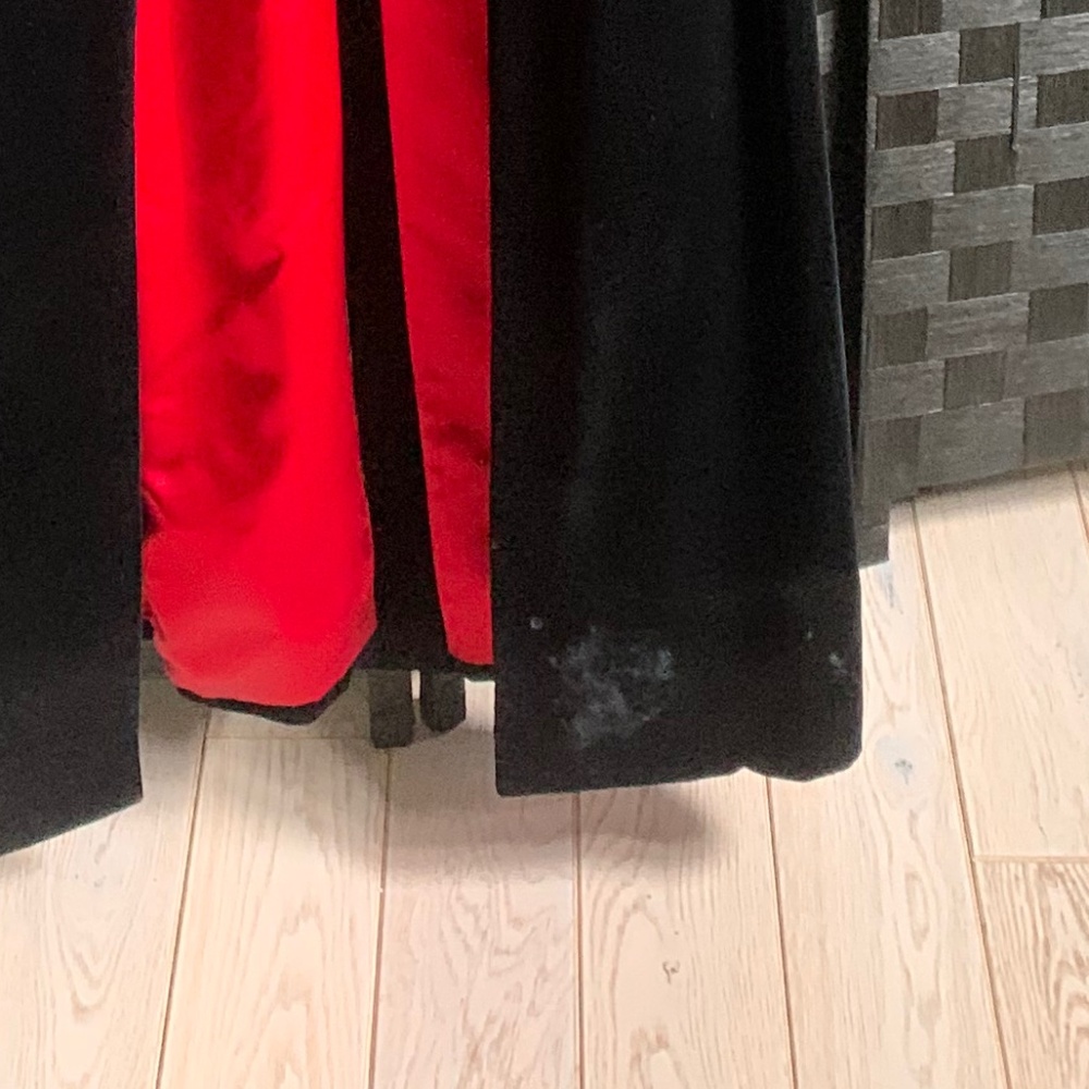 Ralph Lauren Collection Classics Black Velvet Dress Coat with Red Satin Lining - Picture 7 of 7